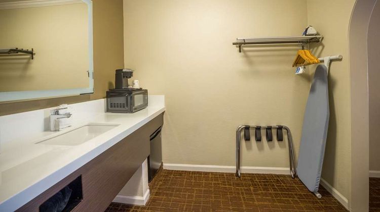 Best Western Inn Room