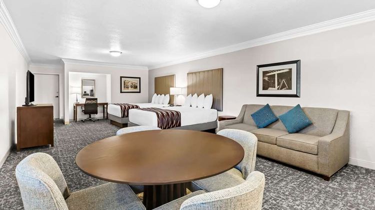 Best Western Garden Inn Room