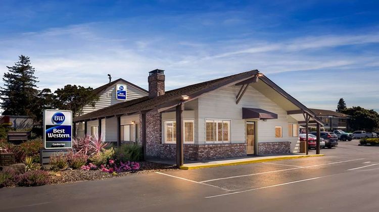 Best Western Garden Inn Exterior