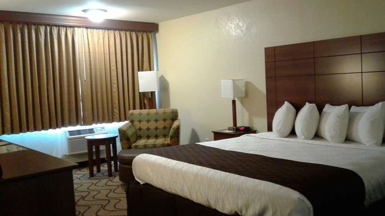 <b>Best Western Heritage Inn Room</b>. Images powered by <a href="https://iceportal.shijigroup.com/" title="IcePortal" target="_blank">IcePortal</a>.