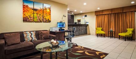Best Western Heritage Inn Lobby