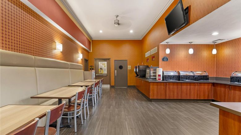 <b>Best Western Plus Stovall's Inn Restaurant</b>. Images powered by <a href="https://iceportal.shijigroup.com/" title="IcePortal" target="_blank">IcePortal</a>.