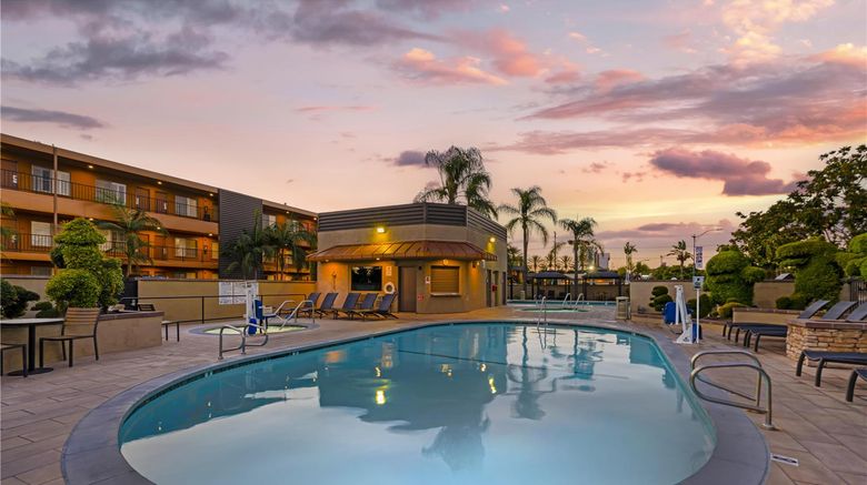 <b>Best Western Plus Stovall's Inn Pool</b>. Images powered by <a href="https://iceportal.shijigroup.com/" title="IcePortal" target="_blank">IcePortal</a>.