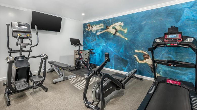 <b>Best Western Plus Santa Barbara Health</b>. Images powered by <a href="https://iceportal.shijigroup.com/" title="IcePortal" target="_blank">IcePortal</a>.