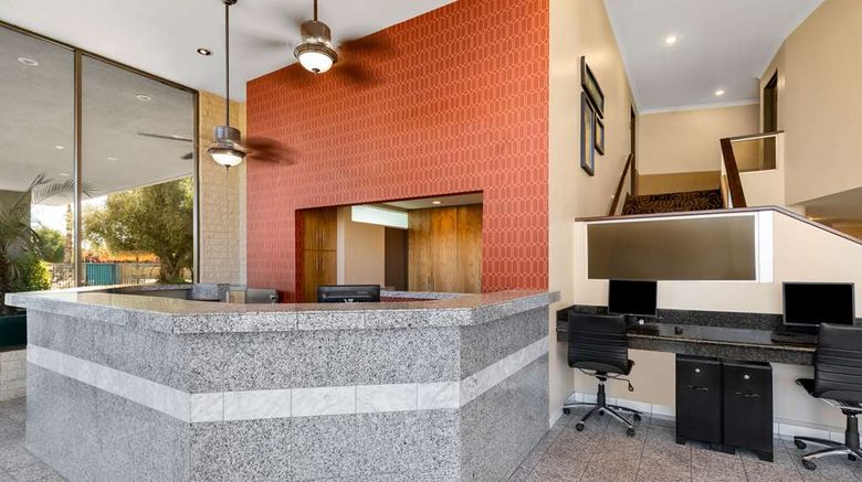 <b>Best Western Date Tree Hotel Lobby</b>. Images powered by <a href="https://iceportal.shijigroup.com/" title="IcePortal" target="_blank">IcePortal</a>.