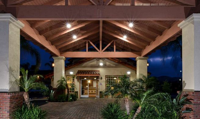Best Western Capistrano Inn Exterior