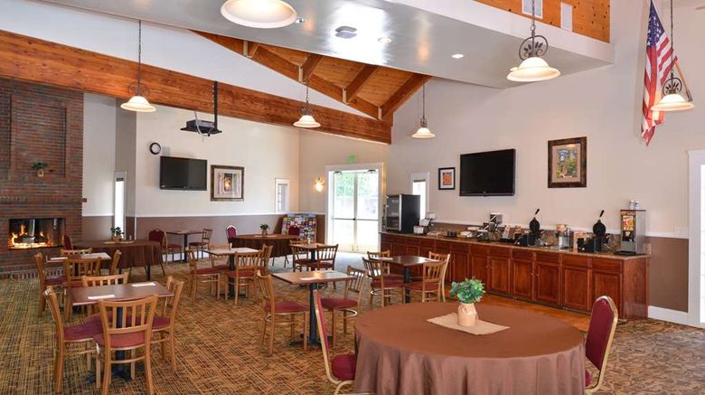 <b>Best Western Capistrano Inn Restaurant</b>. Images powered by <a href="https://iceportal.shijigroup.com/" title="IcePortal" target="_blank">IcePortal</a>.