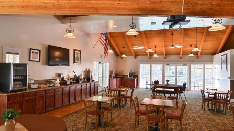 <b>Best Western Capistrano Inn Restaurant</b>. Images powered by <a href="https://iceportal.shijigroup.com/" title="IcePortal" target="_blank">IcePortal</a>.