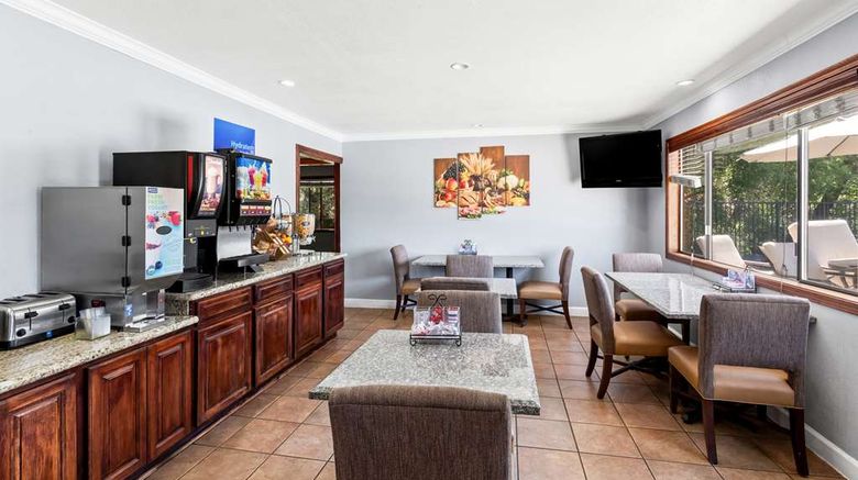 <b>Best Western Miner's Inn Restaurant</b>. Images powered by <a href="https://iceportal.shijigroup.com/" title="IcePortal" target="_blank">IcePortal</a>.