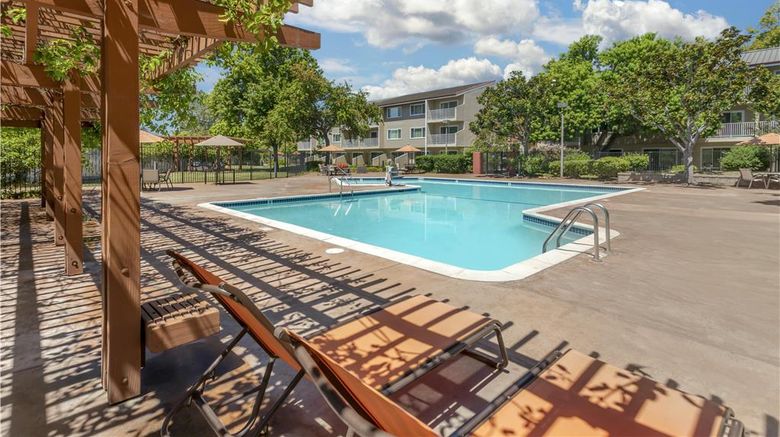 <b>Best Western Plus Garden Court Inn Pool</b>. Images powered by <a href="https://iceportal.shijigroup.com/" title="IcePortal" target="_blank">IcePortal</a>.