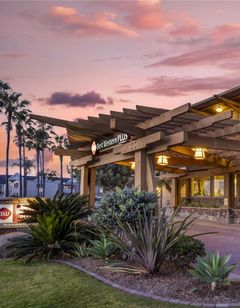 Best Western Plus Beach View Lodge