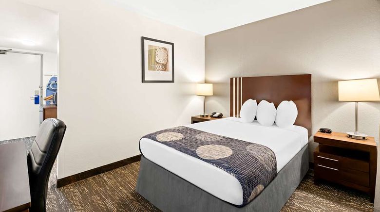<b>Best Western Yacht Harbor Hotel Room</b>. Images powered by <a href="https://iceportal.shijigroup.com/" title="IcePortal" target="_blank">IcePortal</a>.