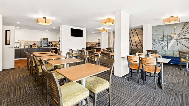 <b>Best Western Yacht Harbor Hotel Restaurant</b>. Images powered by <a href="https://iceportal.shijigroup.com/" title="IcePortal" target="_blank">IcePortal</a>.