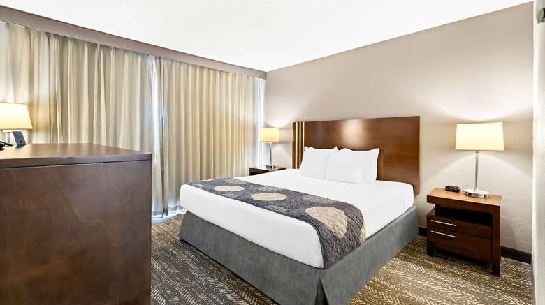 <b>Best Western Yacht Harbor Hotel Room</b>. Images powered by <a href="https://iceportal.shijigroup.com/" title="IcePortal" target="_blank">IcePortal</a>.
