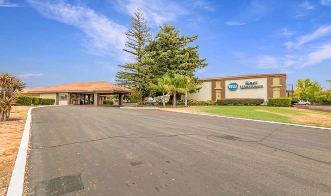 Best Western Roseville Inn Exterior