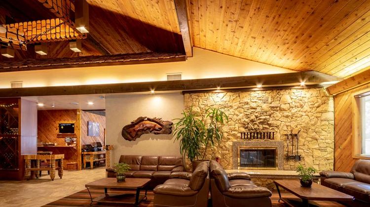 Best Western Plus Tree House Lobby