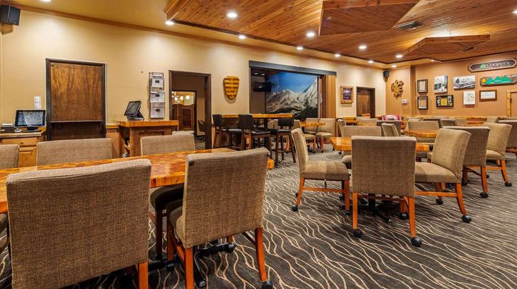 Best Western Plus Tree House Restaurant