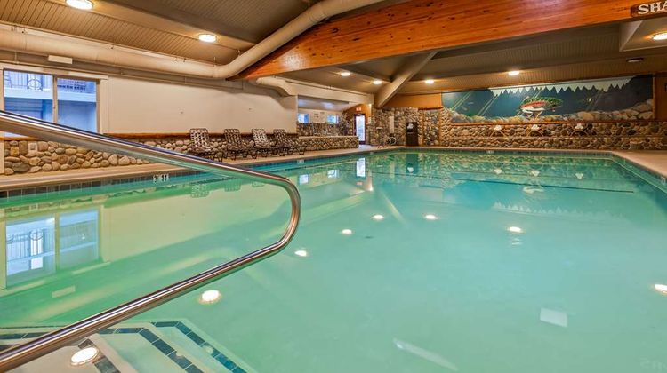 Best Western Plus Tree House Pool