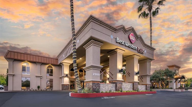 Best Western Plus Hilltop Inn Exterior