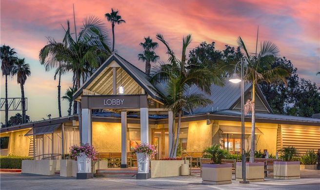 Best Western Seven Seas Exterior