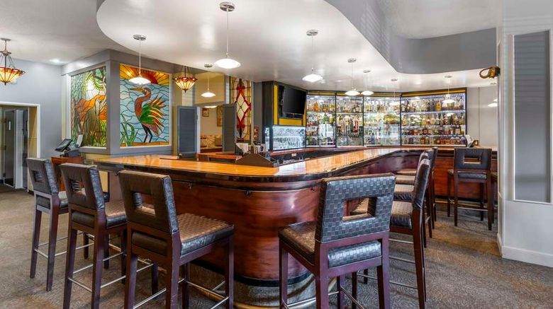 <b>Best Western Plus Grosvenor Airport Htl Restaurant</b>. Images powered by <a href="https://iceportal.shijigroup.com/" title="IcePortal" target="_blank">IcePortal</a>.