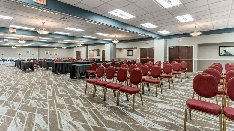 <b>Best Western Plus Grosvenor Airport Htl Meeting</b>. Images powered by <a href="https://iceportal.shijigroup.com/" title="IcePortal" target="_blank">IcePortal</a>.