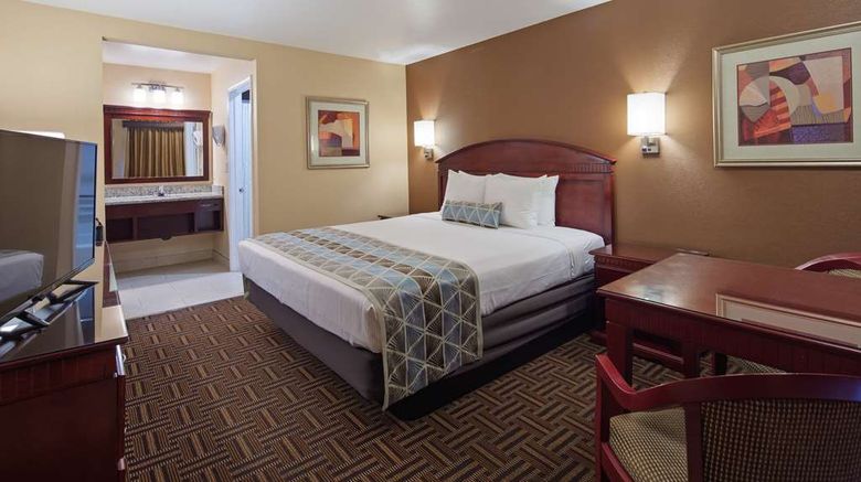 <b>Best Western Pasadena Inn Room</b>. Images powered by <a href="https://iceportal.shijigroup.com/" title="IcePortal" target="_blank">IcePortal</a>.