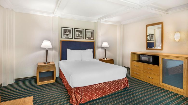 <b>Best Western Pine Tree Motel Room</b>. Images powered by <a href="https://iceportal.shijigroup.com/" title="IcePortal" target="_blank">IcePortal</a>.