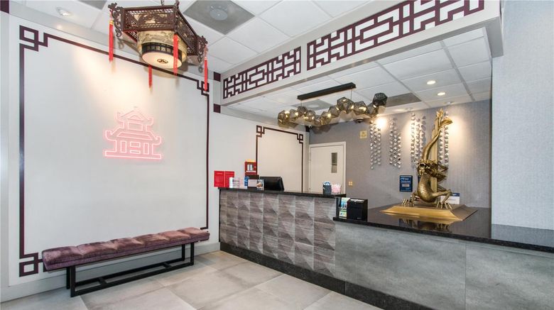 <b>Aiden Los Angeles Dragon Gate Inn Lobby</b>. Images powered by <a href="https://iceportal.shijigroup.com/" title="IcePortal" target="_blank">IcePortal</a>.