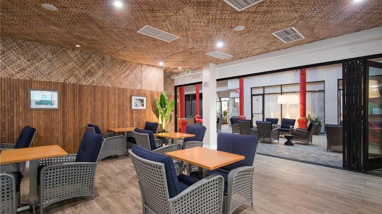 <b>Aiden Los Angeles Dragon Gate Inn Restaurant</b>. Images powered by <a href="https://iceportal.shijigroup.com/" title="IcePortal" target="_blank">IcePortal</a>.