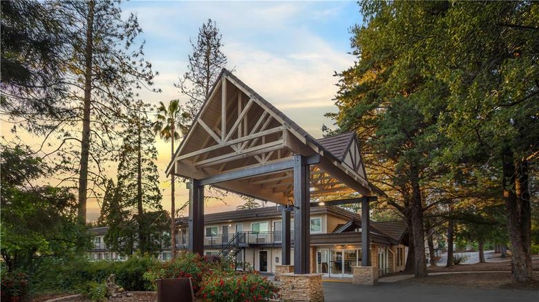 <b>Best Western Gold Country Inn Exterior</b>. Images powered by <a href="https://iceportal.shijigroup.com/" title="IcePortal" target="_blank">IcePortal</a>.