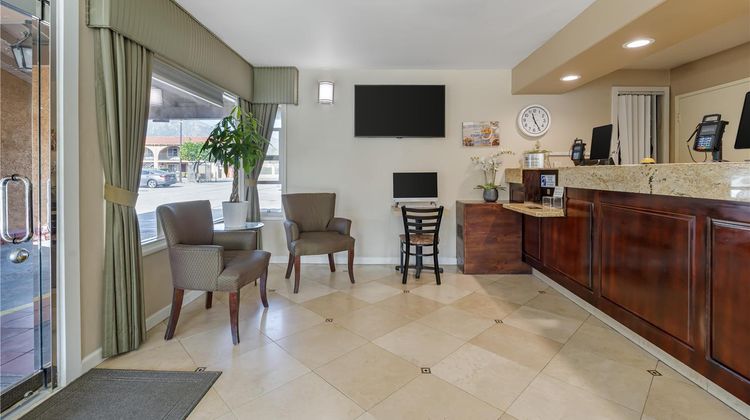 Best Western La Posada Motel Lobby