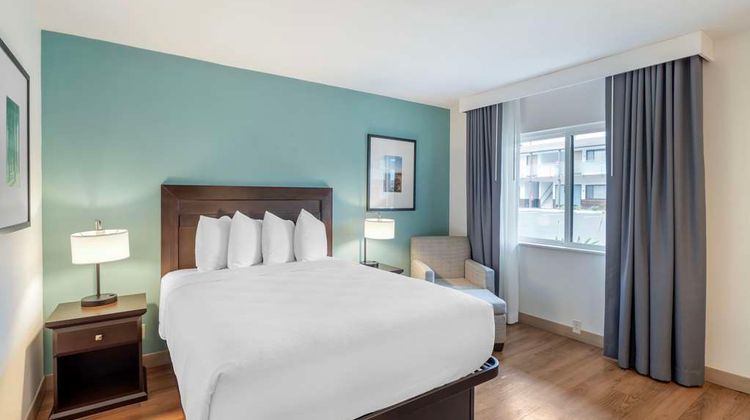 Best Western Plus Inn of Ventura Room