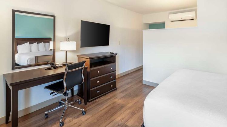Best Western Plus Inn of Ventura Room