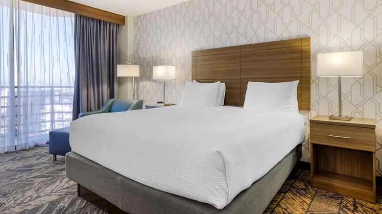<b>Best Western Plus Bayside Inn Room</b>. Images powered by <a href="https://iceportal.shijigroup.com/" title="IcePortal" target="_blank">IcePortal</a>.