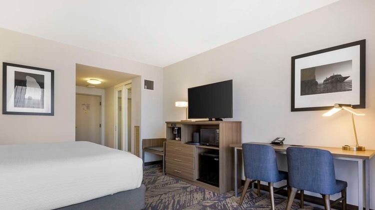 Best Western Plus Bayside Inn Room