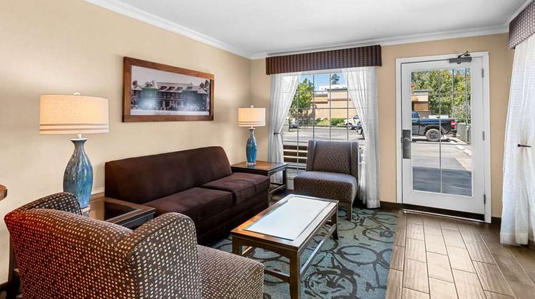 Best Western University Lodge Lobby