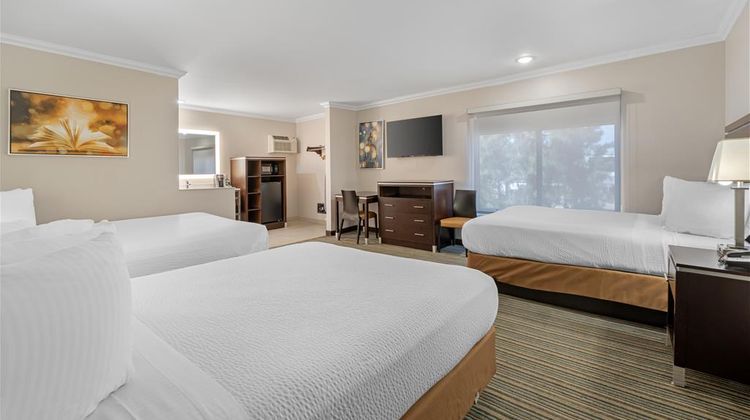 Best Western Courtesy Inn Room