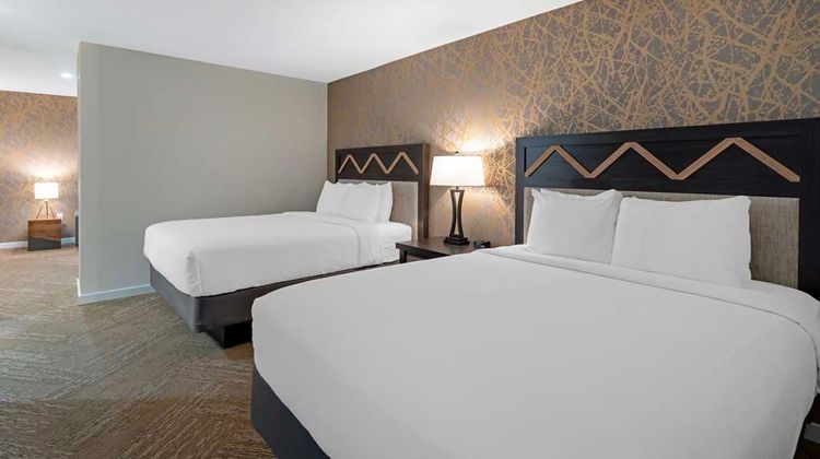 Best Western Plus Inn at the Vines Room