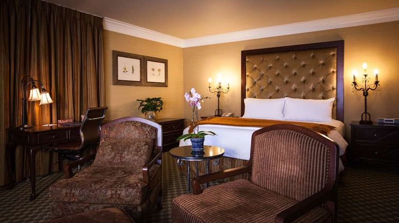 <b>Best Western Plus Sunset Plaza Hotel Suite</b>. Images powered by <a href="https://iceportal.shijigroup.com/" title="IcePortal" target="_blank">IcePortal</a>.