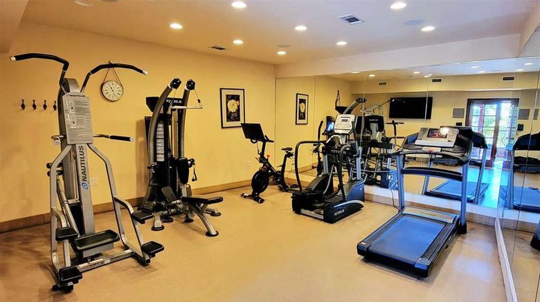 <b>Best Western Plus Sunset Plaza Hotel Health</b>. Images powered by <a href="https://iceportal.shijigroup.com/" title="IcePortal" target="_blank">IcePortal</a>.