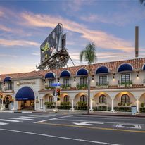 Best Western Plus Sunset Plaza Hotel