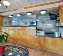 SureStay Hotel Camarillo Lobby