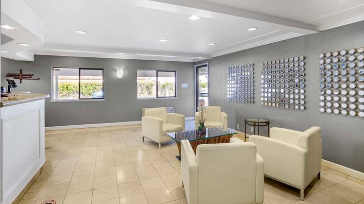 Best Western Inn Lobby