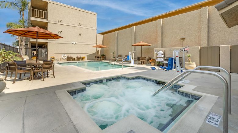 <b>Best Western Plus Anaheim Inn Pool</b>. Images powered by <a href="https://iceportal.shijigroup.com/" title="IcePortal" target="_blank">IcePortal</a>.