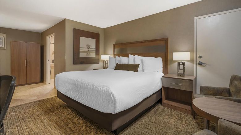 <b>Best Western Plus Anaheim Inn Room</b>. Images powered by <a href="https://iceportal.shijigroup.com/" title="IcePortal" target="_blank">IcePortal</a>.