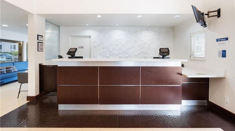 <b>Best Western San Diego/Miramar Hotel Lobby</b>. Images powered by <a href="https://iceportal.shijigroup.com/" title="IcePortal" target="_blank">IcePortal</a>.