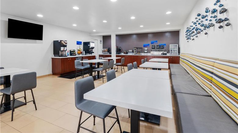 <b>Best Western San Diego/Miramar Hotel Restaurant</b>. Images powered by <a href="https://iceportal.shijigroup.com/" title="IcePortal" target="_blank">IcePortal</a>.