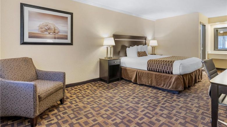 <b>Best Western Plus Inn of Hayward Room</b>. Images powered by <a href="https://iceportal.shijigroup.com/" title="IcePortal" target="_blank">IcePortal</a>.