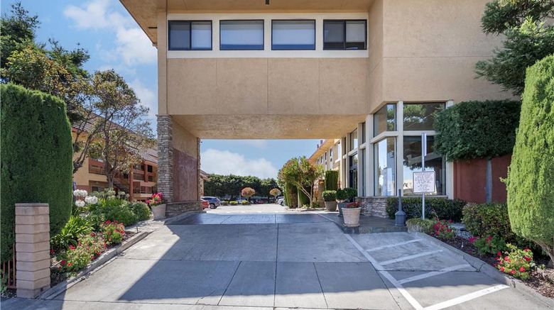 <b>Best Western Plus Inn of Hayward Exterior</b>. Images powered by <a href="https://iceportal.shijigroup.com/" title="IcePortal" target="_blank">IcePortal</a>.